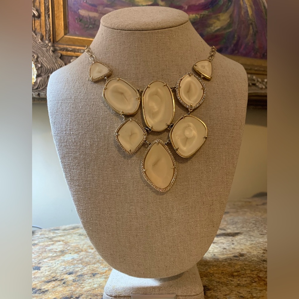 Stella and dot necklace